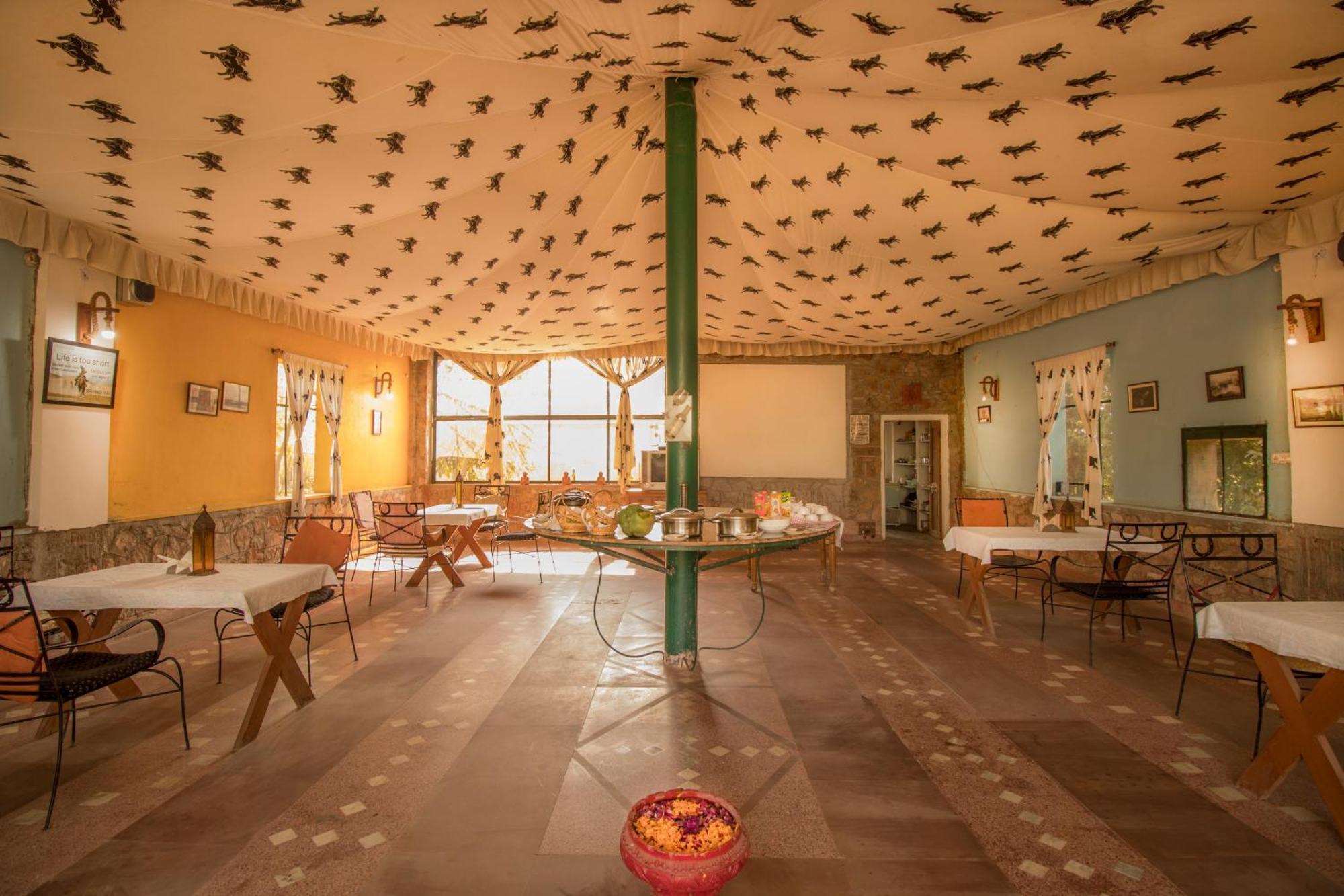 Maa Ashapura Resort ซาวาย มาโดปูร์ ภายนอก รูปภาพ